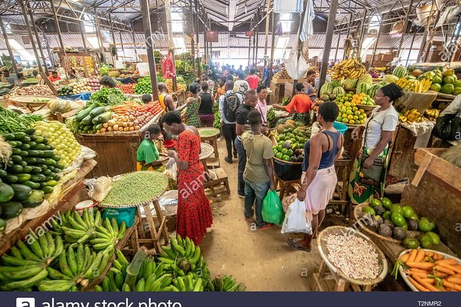 1 day Kigali city tour - Kimironko Market: a direct look at Kigali shopping