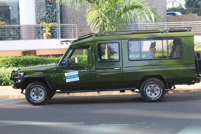 1 Day Safari to Akagera national park-Big5 Safari - What the small group changes