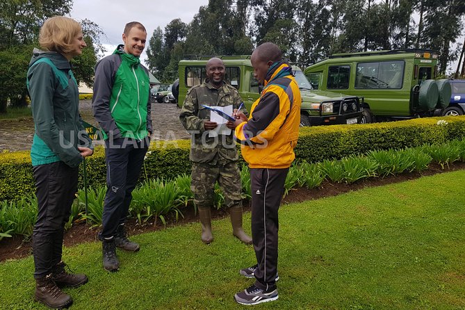 11 Days Rwanda Budgeted Safari - Gorillas & Wildlife Tours - Gisenyi shows Rwanda beside the Democratic Republic of the Congo