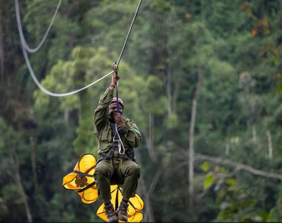 From Kigali: 2 days chimpanzee trekking and canopy walk - Day one: the road from Kigali to the rainforest
