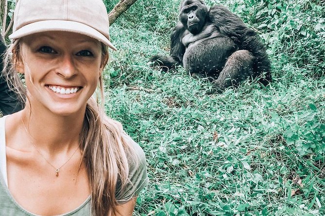 From Kigali: 3 Days Gorillas and golden monkeys trek Adventure - Meals, lodging, and what the price covers