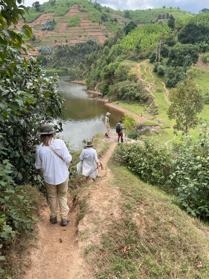 From Kigali: Twin Lakes Burera and Ruhondo Day Trip - Meeting rural families through everyday activities