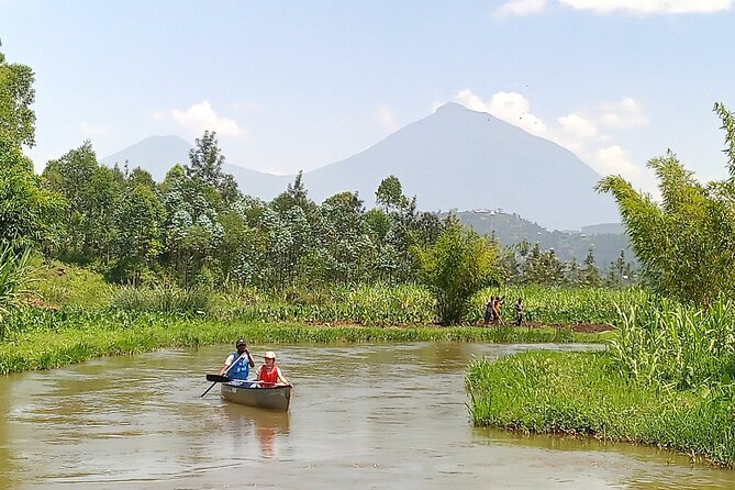 Half-Day Mukungwa River Canoe Trip from Musanze - Farms, villages, and the everyday river