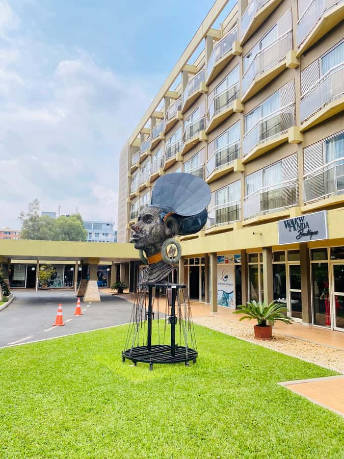 Kigali City Tour: History, Art and Local Highlights. - Seeing daily life in Nyamirambo