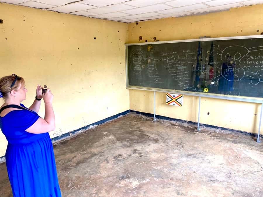 Kigali City Tour: History, Art and Local Highlights. - Shopping and city color at Kimironko Market