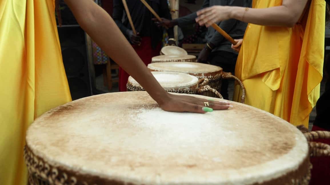 Kigali: Learn the Amaraba Dance Experience in Kigali - Photos with dancers in colorful costumes