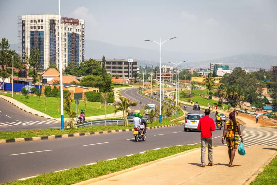 Kigali: luxury City Tour with Hotel Pickup and Drop-off - Kimironko Market, where shopping becomes part of the sightseeing