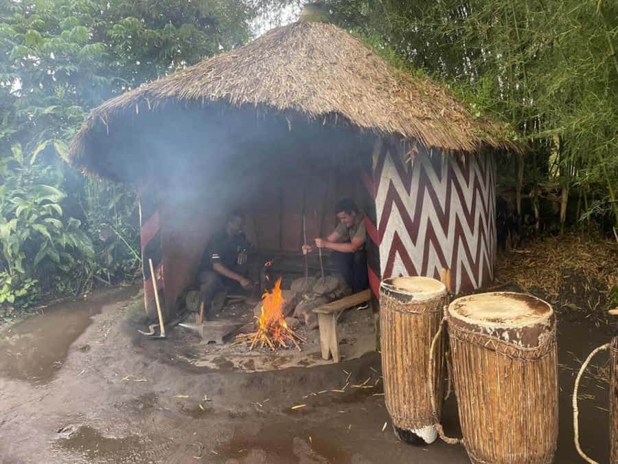Kigali: Rwanda Gorilla Tracking in Volcanoes National Park - What the $260 package really gives you