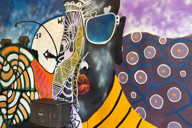 Kigali's Art Tour with Aline - Starting at Niyo Arts Café and Niyo Art Gallery