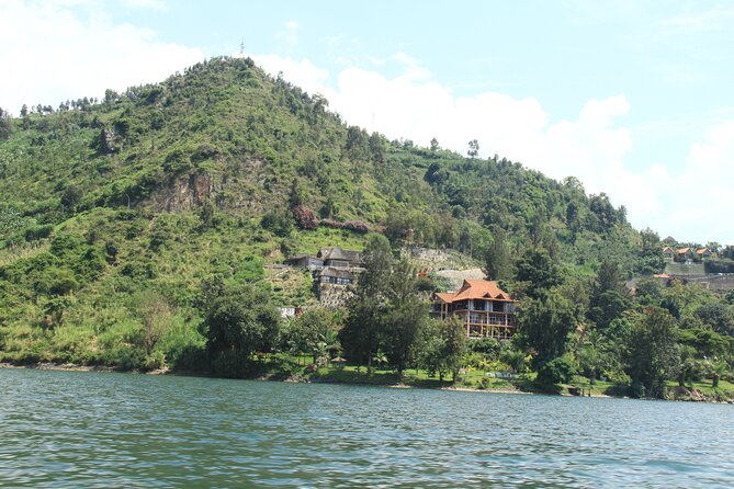 Lake Kivu Boat Trips & Experiences - Guide service and the personal touch