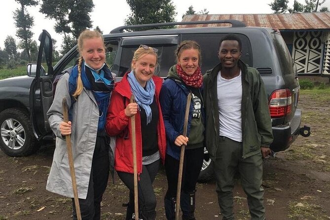 Private Gorilla Trekking Transfer from kigali to Volcanoes N.Park - The two-hour road to Musanze